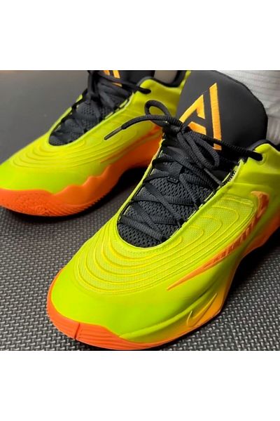Nike Giannis Immortality 4 Yellow Basketball Shoes Sportie