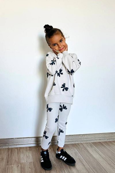 Monila Girls' Ribbon Printed 3 Thread Cotton Fabric Sweatshirt and Leggings Bottom Top Set