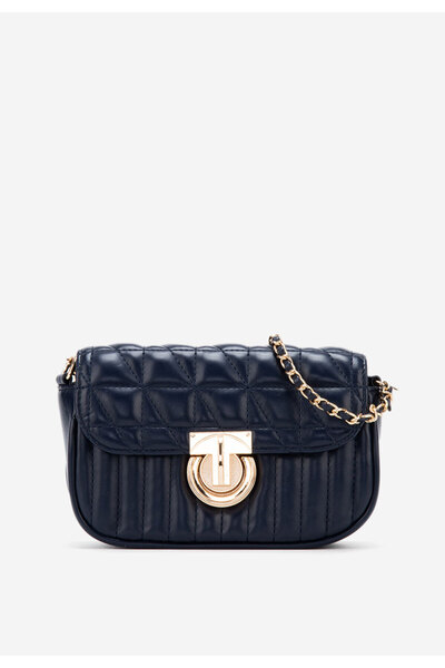 B T Shoes Černá obálková kabelka Fatima