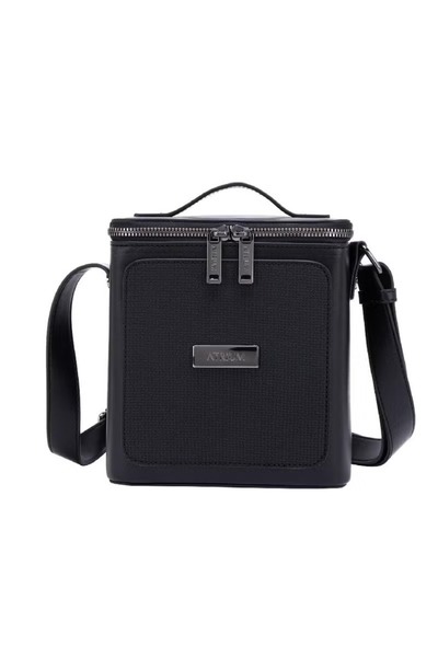 Atrium Cross Body Bag – Black
