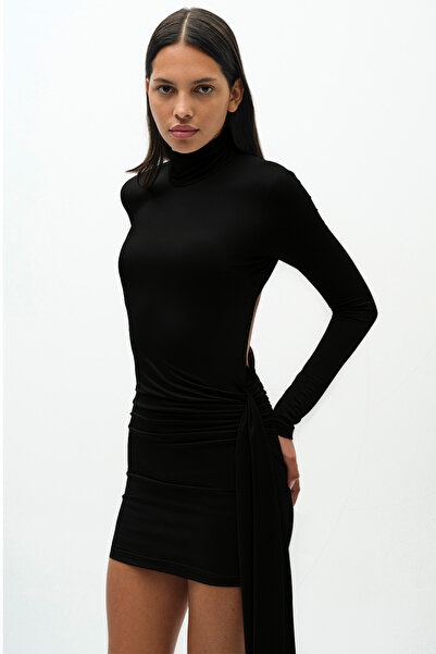 Khela The Label In The Moment Siyah Mini Sırtı Açık Elbise