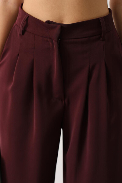 VAGGON Women's Burgundy Double Pleated Palazzo Pants Vs00650