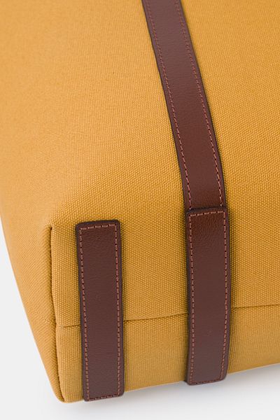 HELMBROOK Louisa Genuine Leather Women's Shoulder Bag with Strap