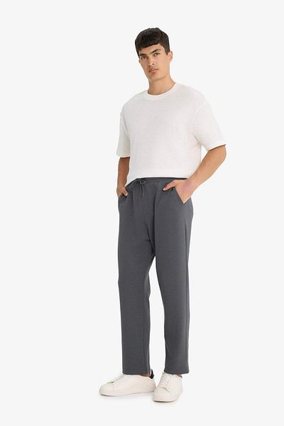 DeFacto Regular Fit Waist Lace-Up Straight Leg Sweatpants E7829Ax25Au