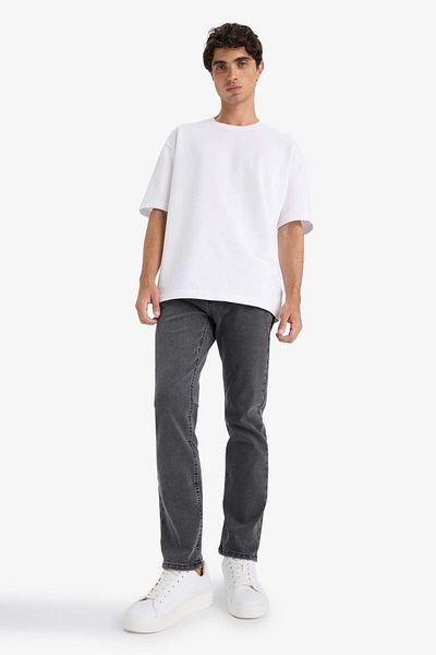 DeFacto Sergio Regular Fit Normal Waist Tube Leg Straight Leg Jean Pants F3586Ax25Au