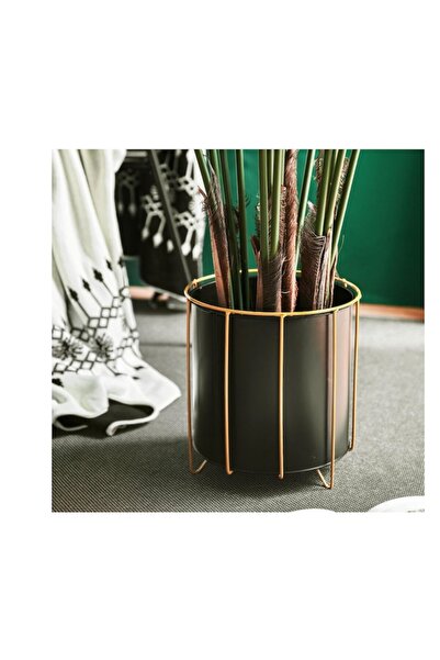 OEM Decorative Black Pot with Golden Stand, Modern and Elegant Design for Indoor Plants