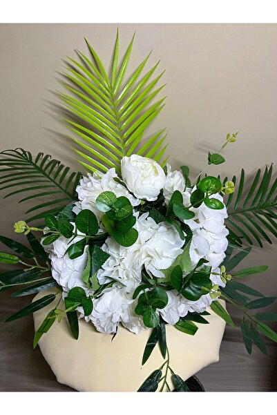 essacraft Luxury Off White Bride Caro Caro Decoration