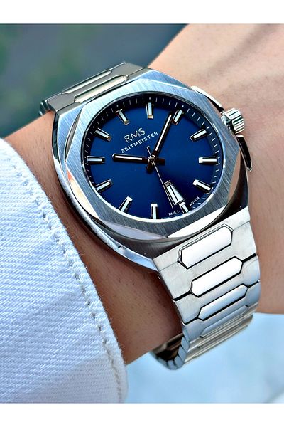 Romanson Special Design 24 Months Warranty Silver-Navy Color Men's Wrist Watch 1619.02Mr