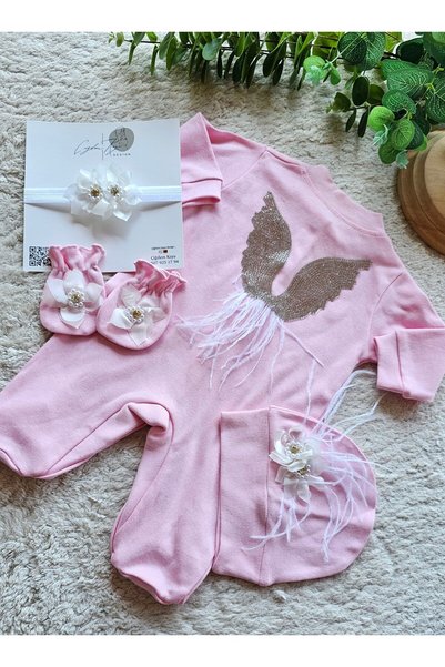 çiğdem kaya design Special Design Baby Girl Hospital Release with Angel Detail on the Back