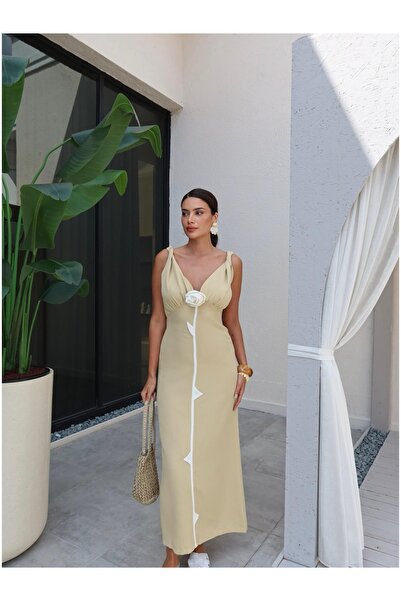 ESRAHELVACI Göğüs Gül Detaylı Midi Elbise