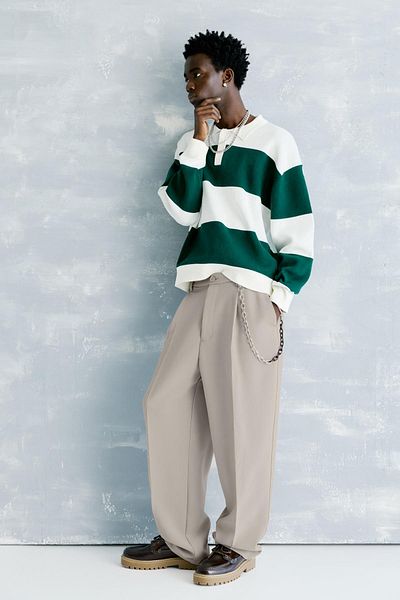 Pull & Bear Chinos with darts