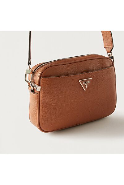 Guess حقيبة كروس منسوجة مع حزام قابل للفصل وسحاب للإغلاق