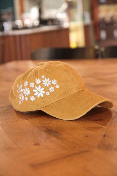 CAP BROS Everlasting Love Daisy Embroidered Vintage Cap Hat