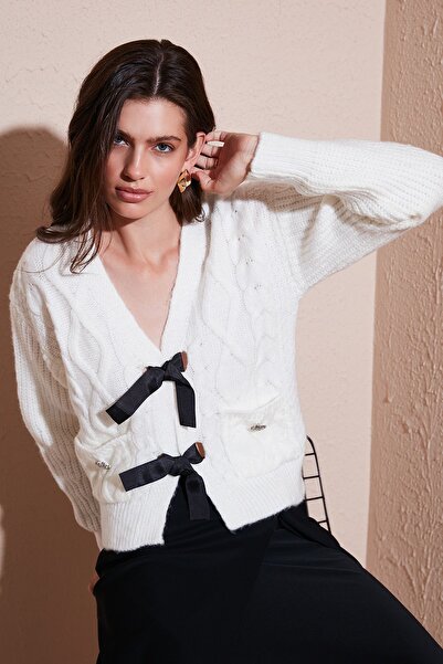 Lela Premium Regular Fit V Neck Bow Tie Detail Knit Patterned Knitwear Cardigan Cardigan 680Kz194