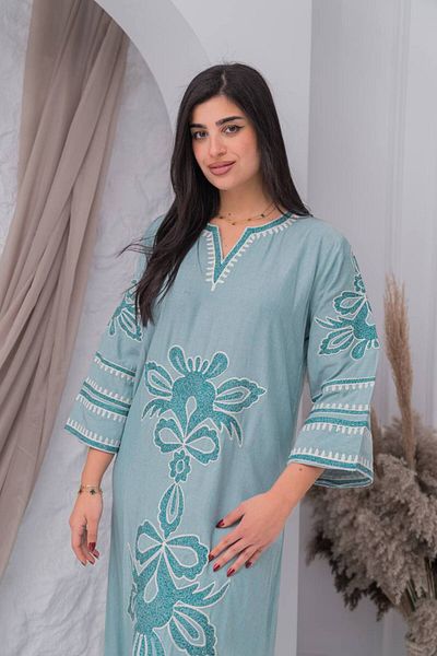 AFandina Linen jalabiya with delicate details that add a touch of luxury A-386