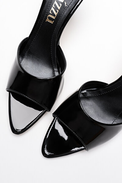 Lizzu Γυναικείες παντόφλες με ανοιχτό τακούνι με μυτερή μύτη Leni μαύρο λουστρίνι