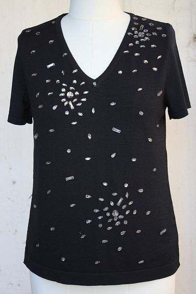 trikobis Serpme Crystal Stone Embroidered Detail Special Design V-Neck Knitted Bluz