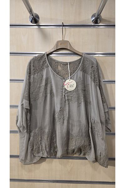 Park Moda Silk Blouse 3 Buttons Ruched