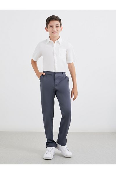 Styli Boys Off White Short Sleeves Shirt with Pocket
