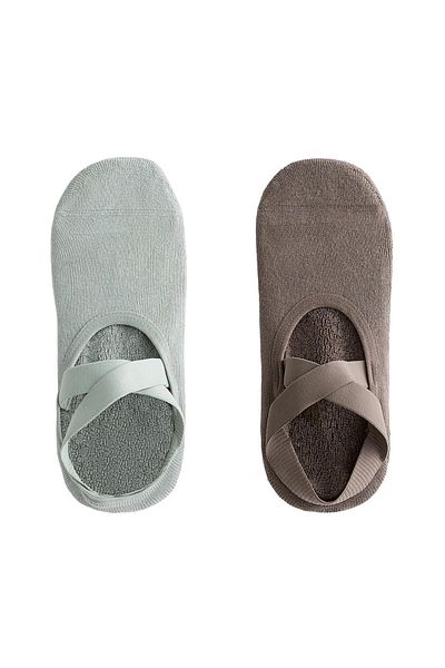 Oysho 2 pairs of padded cotton blend yoga and Pilates socks with crossover straps