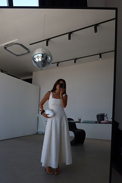 Özge Özgenç Kalın Askılı Sırtı Fermuarlı Keten Elbise