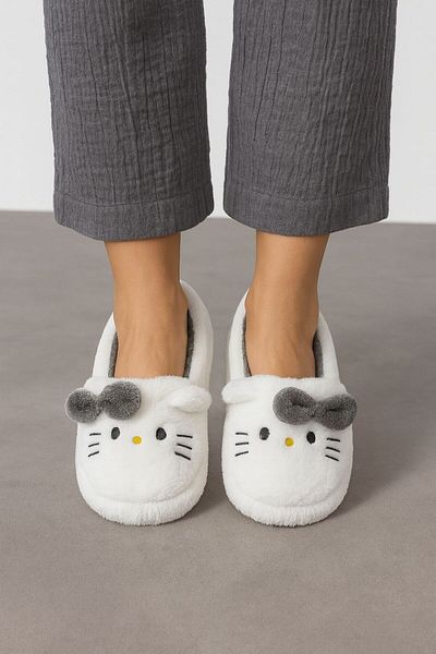 STOCON Girl's Plush House Slippers with Hello Kitty Figure – Soft, Non-Slip and Warm Women's Slippers Stc1141