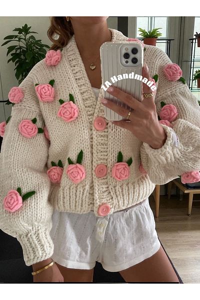 ZAHandmade Hand-Knitted Crop Cardigan Model with Rose Details