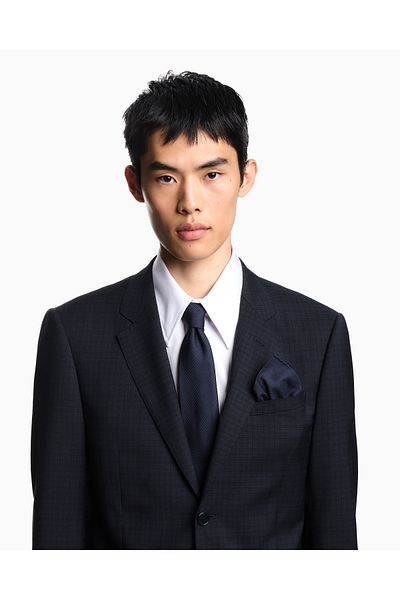 Emporio Armani Men's Micro Textured 100% Pure Silk Navy Blue Handkerchief Em001350 Te16534-Fb172