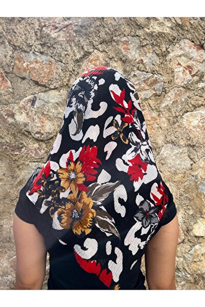 Sobe Hediyelik Black Background Floral Pattern Writing – Soft Texture & Light Fabric