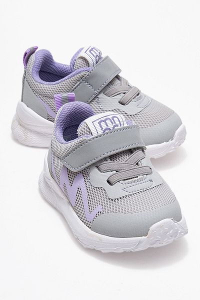 mnpc Girl's Gray Sneakers