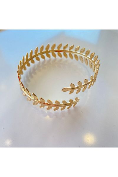 sain jewelry Gold Color Row Leaf Detailed Arm Accessory Pazu Bracelet (Diameter: 9cm)