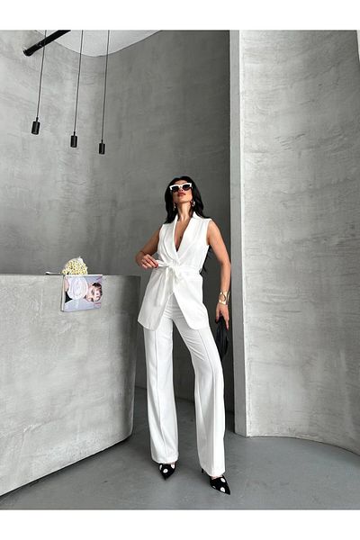 spirituel Women's Double Bottom Top Set Stylish Belted Pocket Detailed Vest Pants Set