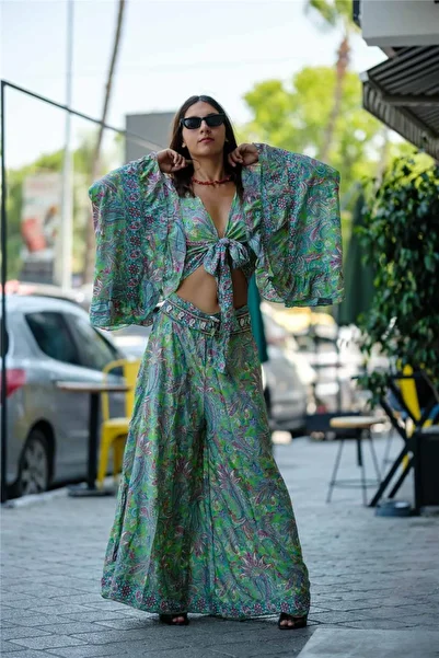 Miss Boheme Green Color Waist Embroidered Gold Detailed Silk Trousers Blouse Set