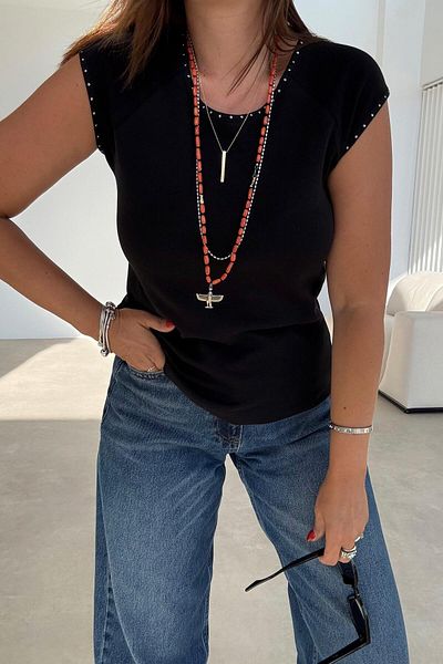 ELVAN TOLON Black Studded Basic T-Shirt