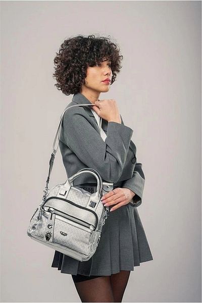 meSga butik Weta gray skin arm and shoulder bag
