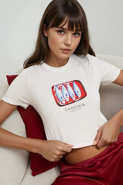 Hiccup Regular Fit Crew Neck 100% Cotton Crop T-Shirt with Print Detail
