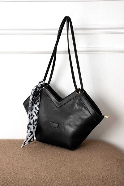 Zealous Geantă de umăr cu fermoar din paie pentru femei, cu detaliu de eșarfă...