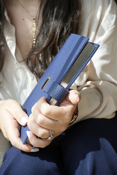 Victoria's Journals Executive Vegan Leather Notebook. A Five. 100 Grams. 240 Sheets. Edge Gilded Navy Blue