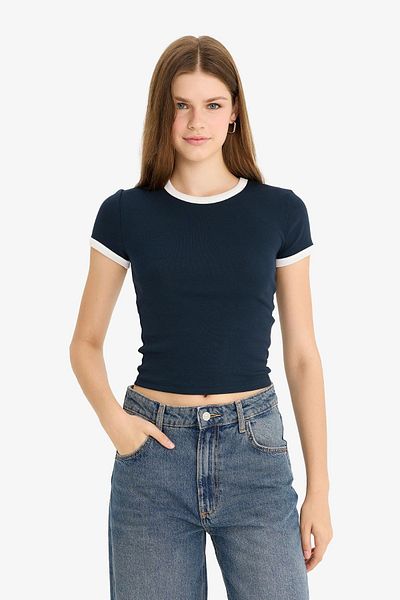 DeFacto Fitted Crew Neck Rib Short Sleeve T-Shirt F9823Ax25Au