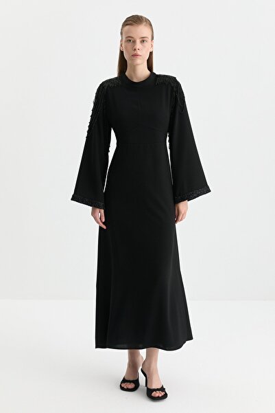 Nihan Omuz Detaylı Şık Elbise Siyah