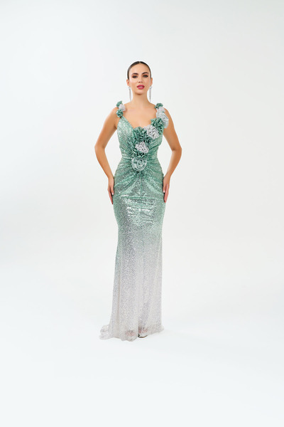 BDM Exclusive V Yaka Pul Payetli Kumaş Çiçek Aplikli Abiye Elbise