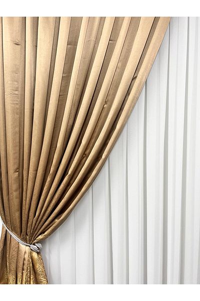 Metropolitan Concept Osaka drapery, worked on 10 cm wide rejansa