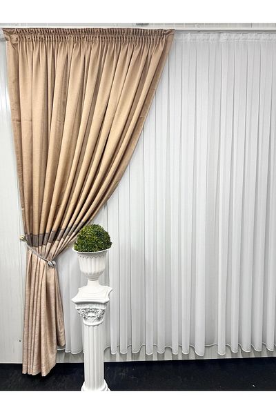 Metropolitan Concept Luxor drapery, worked on 10 cm wide rejansa