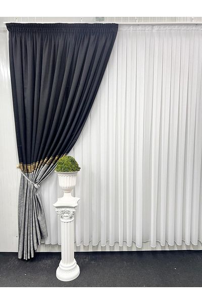 Metropolitan Concept Luxor drapery, worked on 10 cm wide rejansa