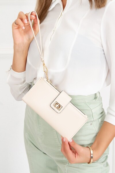 Newish Polo Women's Beige Soft Texture Leather Card Holder and Wallet