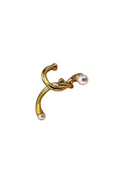 Pao Rosa Pearl Detail Knot Earcuff