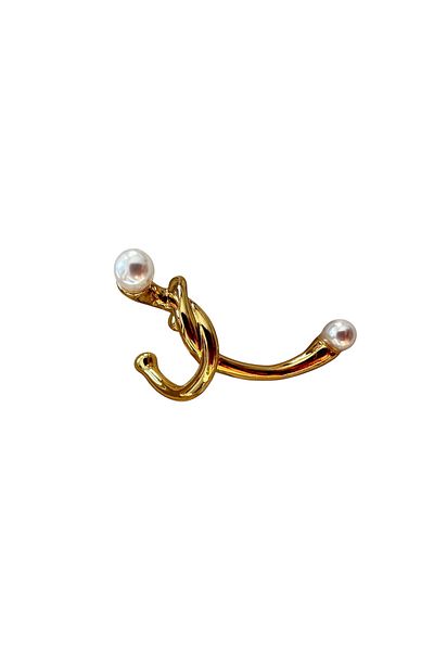 Pao Rosa Pearl Detail Knot Earcuff