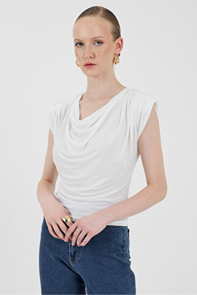 Rays بلوزة مبطنة بياقة ديجاجيه من إكرو 2509