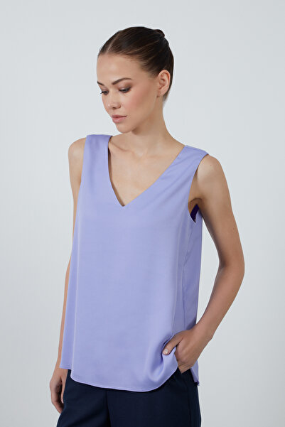 GİZİA V Yaka Dökümlü Saten Kolsuz Bluz