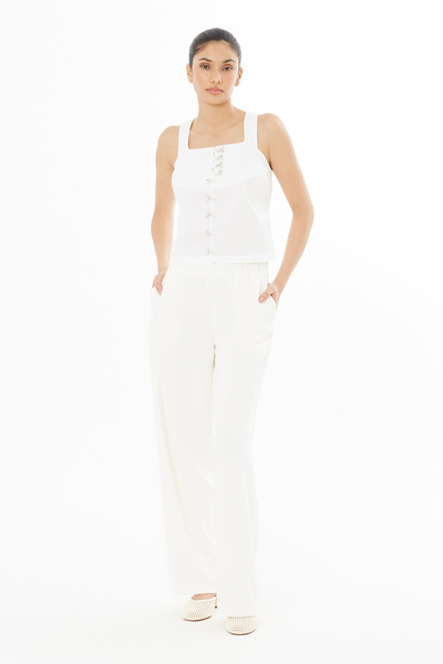 GİZİA Kalın Askılı İşlemeli Beyaz Bluz